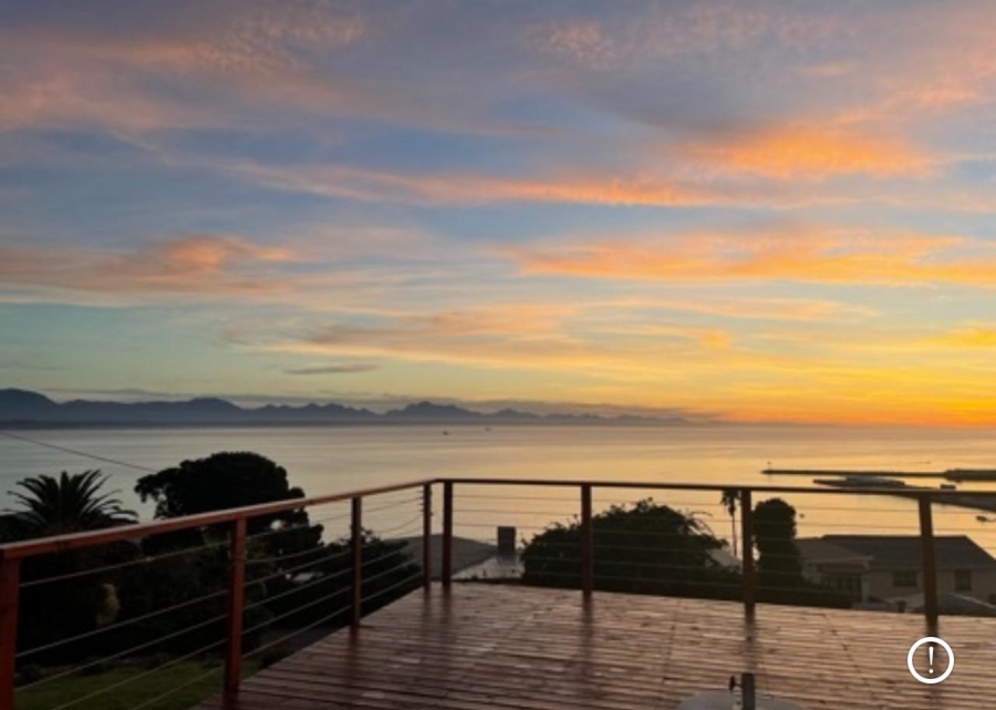 5 Bedroom Property for Sale in De Bakke Western Cape